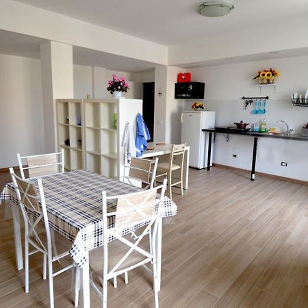 Roma Sister Hotell Exteriör bild